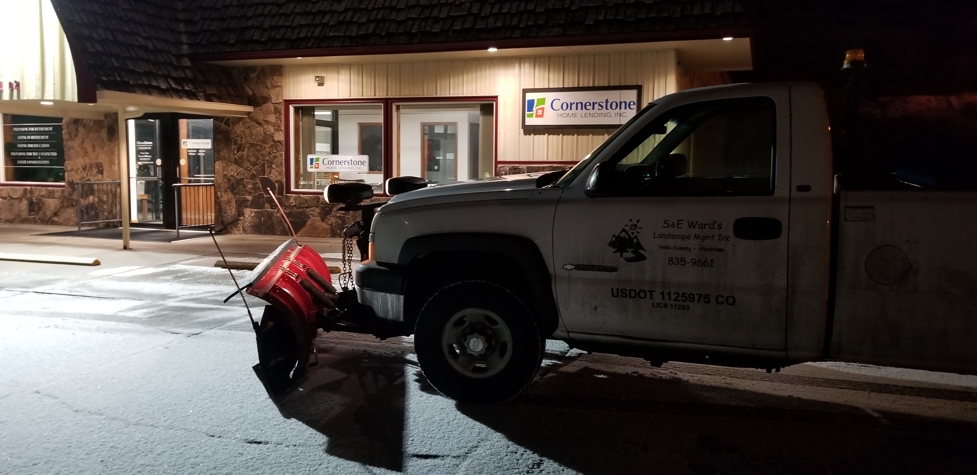 24/7 Full Service Snow Removal
